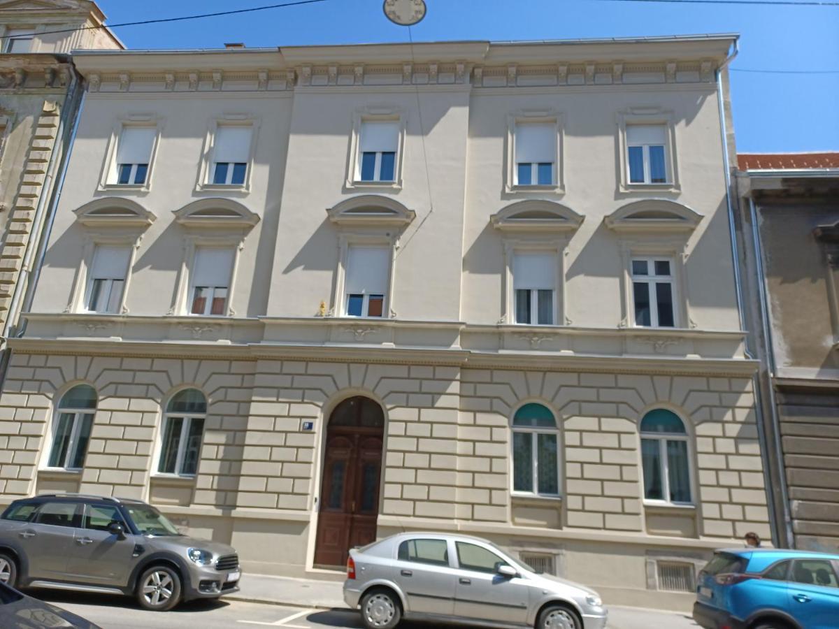 Apartment Calliope Zagreb Extérieur photo